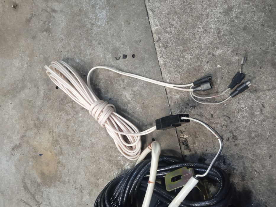 Автомобитльная радиоантенна