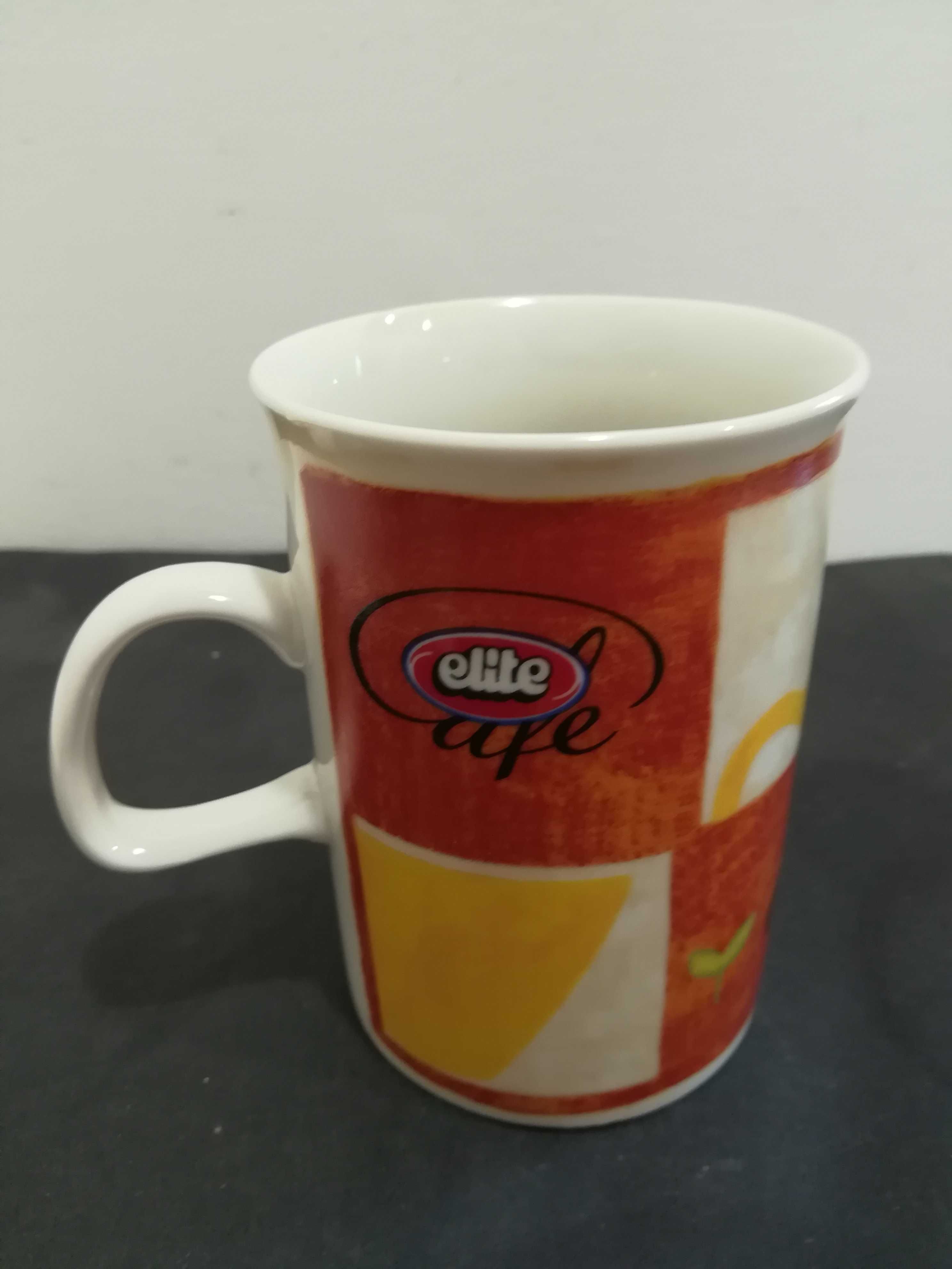 CAFE ELITE kubek z napisem CAFE ELITE