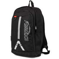 Czarny plecak sportowy, wytrzymały trekkingowy, plecak do szkoły