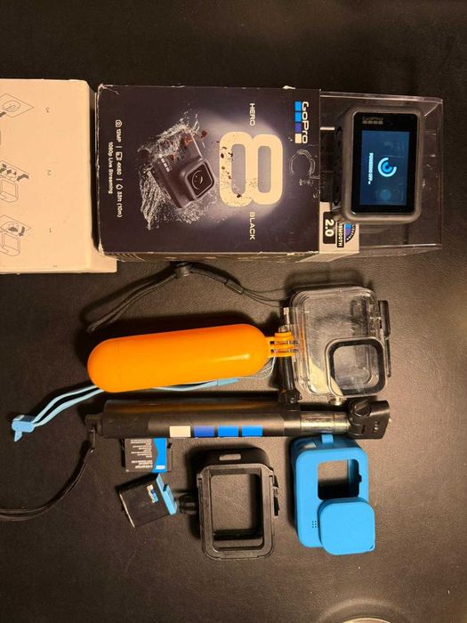 GoPro Go Pro Hero 8 Black + MEEEEGA ZESTAW! OKAZJA! 4 baterie!