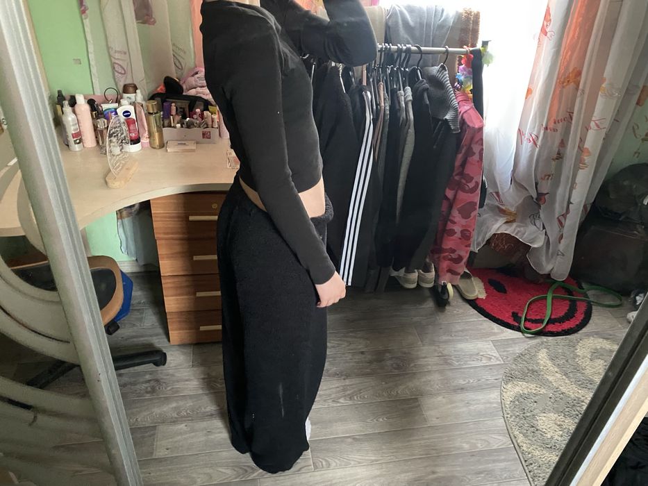 укорочений лонгслив