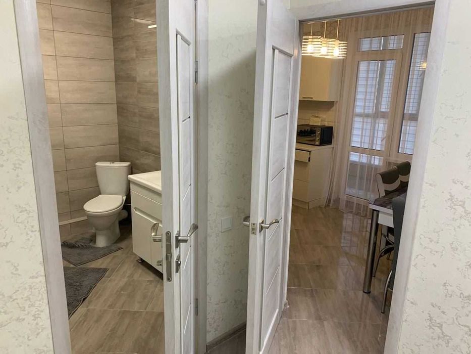 Двокімна з ремонтом. Жукова, зупинка Радужний