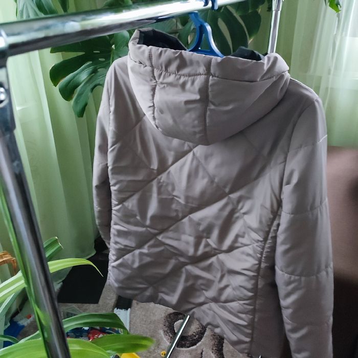 Куртка жіноча осінь-весна