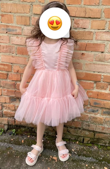 Сукня для дівчинки