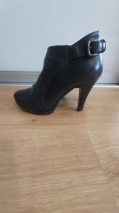 Skórzane botki rozmiar 37