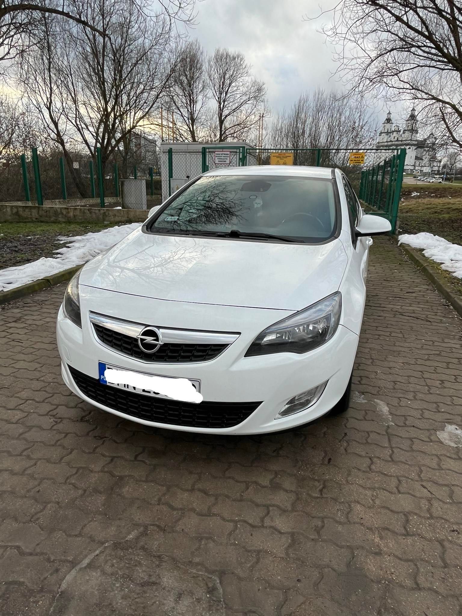 Opel Astra 1.7 cdti 2010