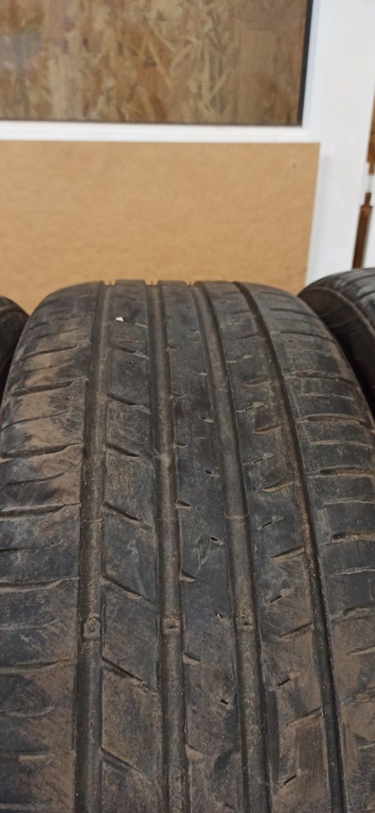 Opony  letnie Kumho  225/45/19