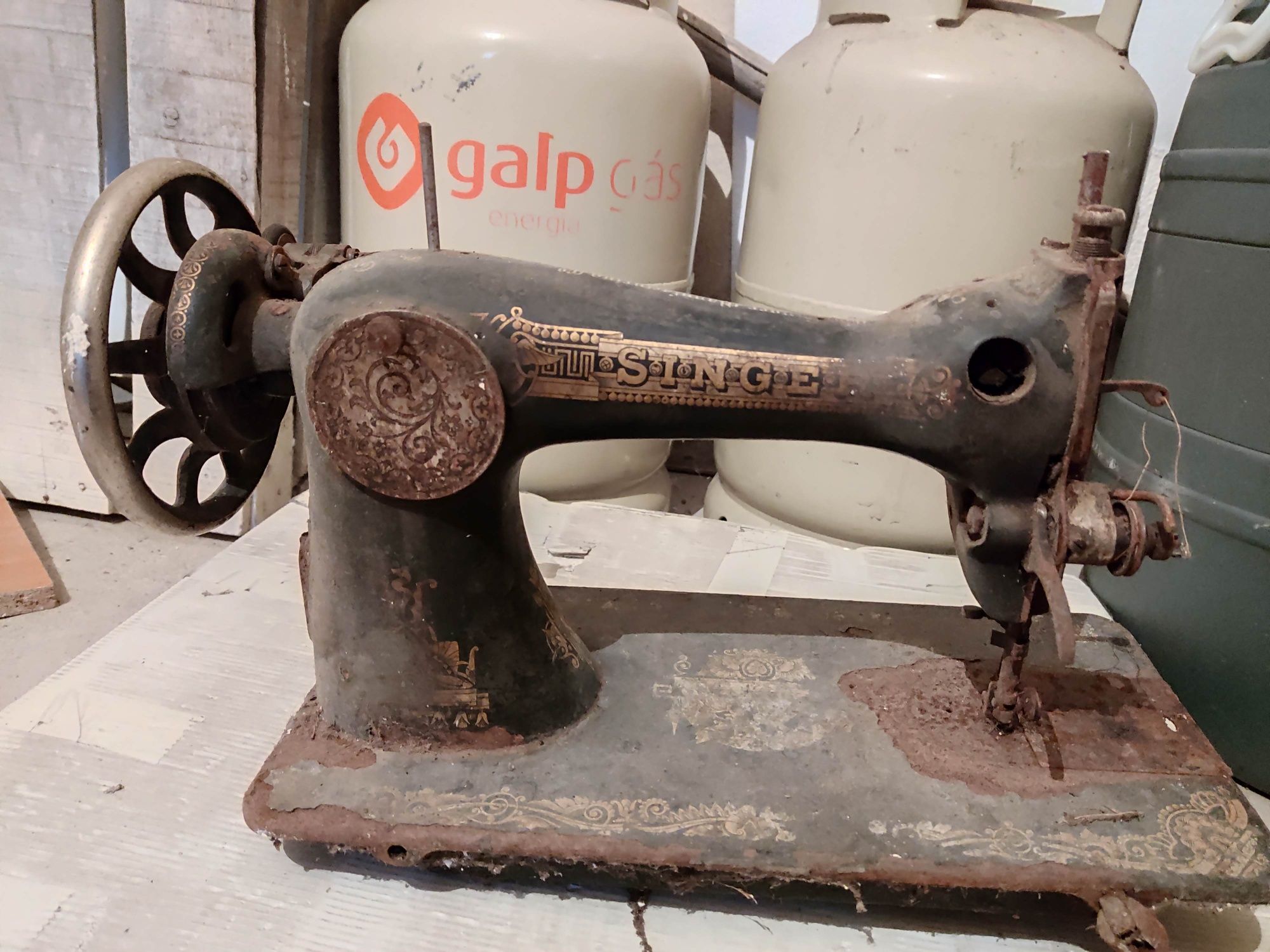 Máquina de costura vintage Singer Manufarturing