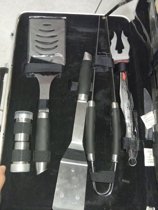 Набор инструментов для барбекю