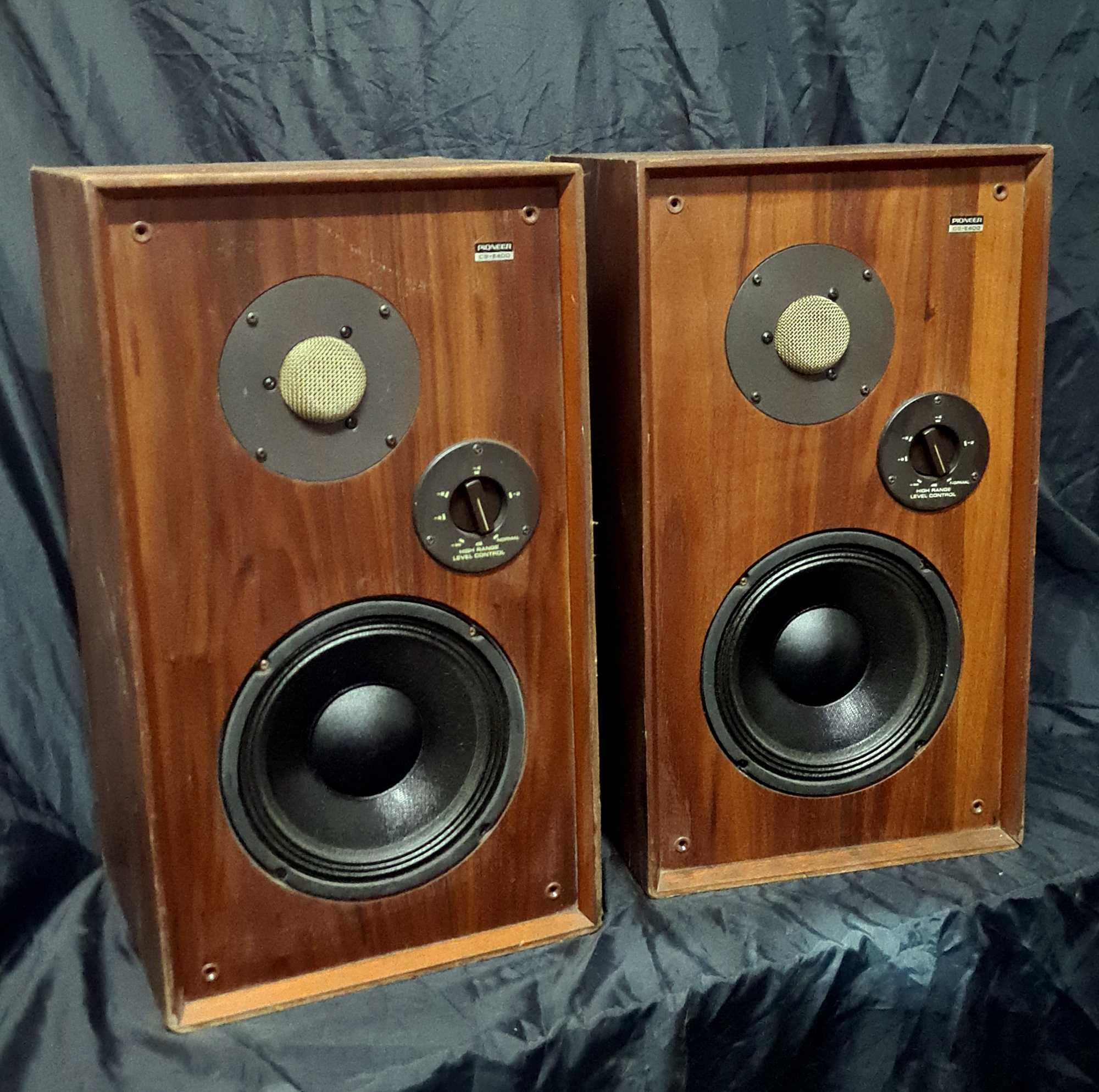 Colunas Pioneer CS-E400