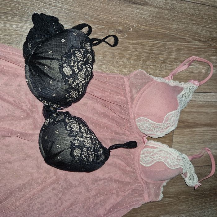 Oysho жіноча нічна сорочка (пеньюар) Бюстгальтер
Новенька, жодного раз