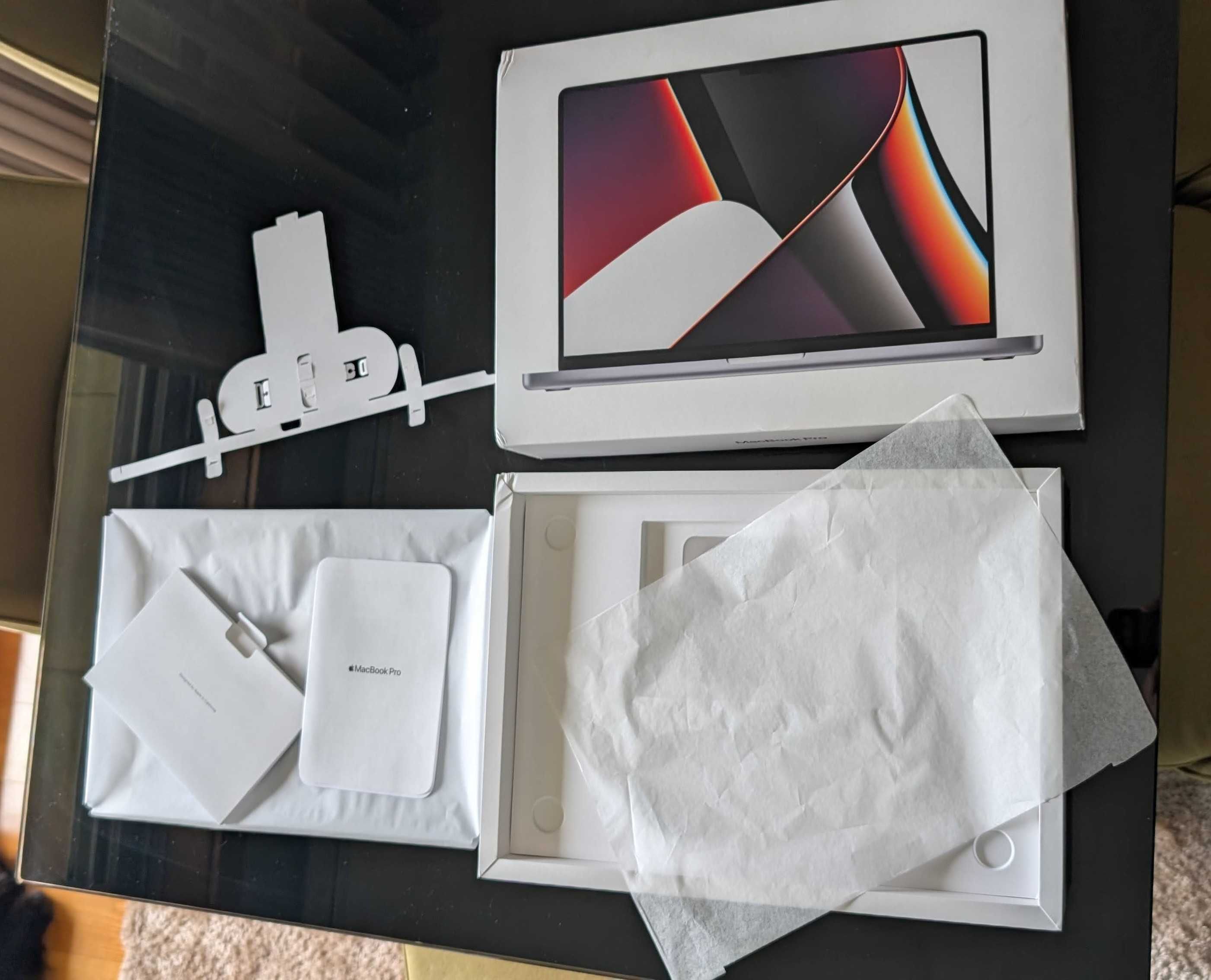 Caixa MacBook 16'' - versão M1 Pro 2021/22