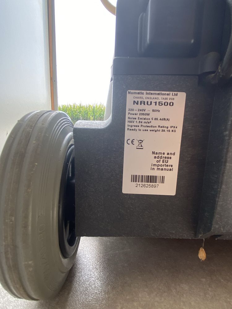 Polerka wysokoobrotowa Numatic NRU1500