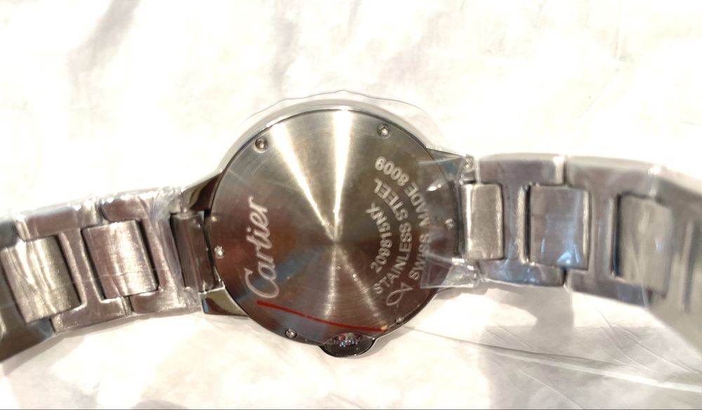 Relógio Cartier baloon em aço movimento quartzo novo
