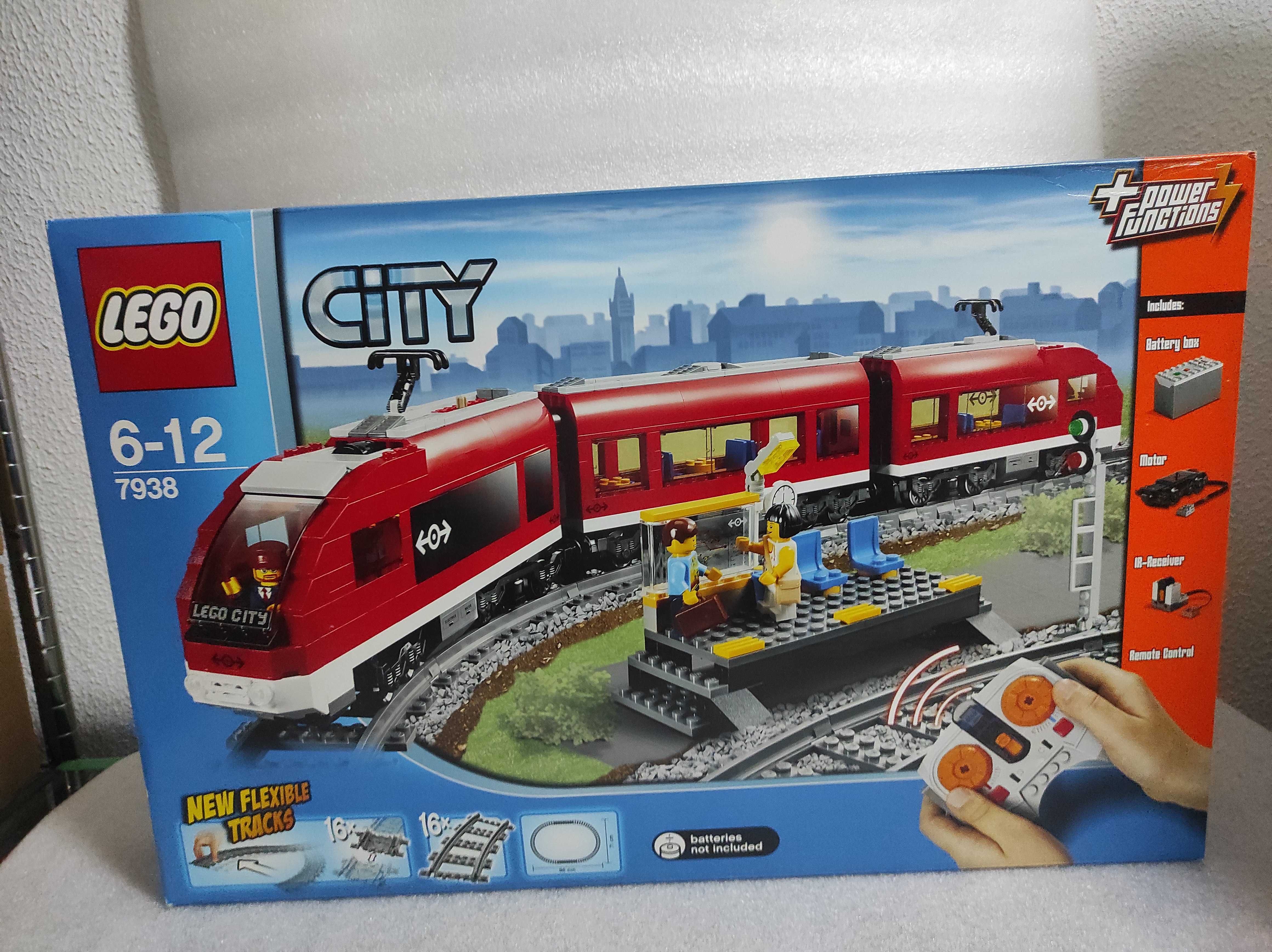 LEGO 7938 Passenger Train Comboio Novo e Selado 2010