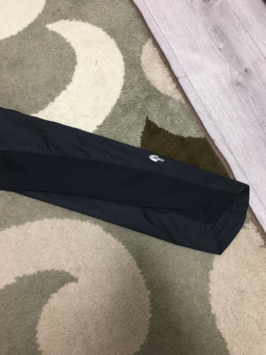 Спортивная куртка адидас