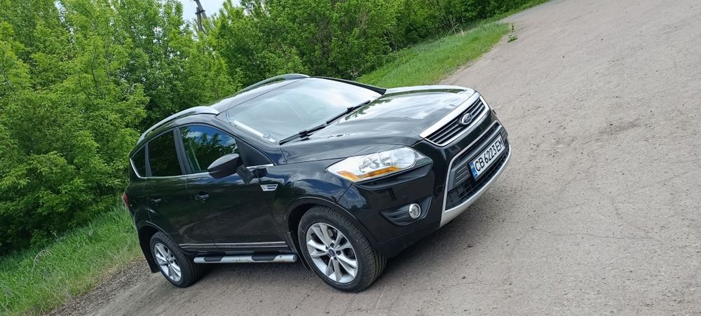 Форд Куга 2 л дізель 2013 року,в хорошому стані.