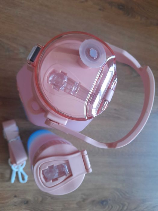 Спортивные бутылки