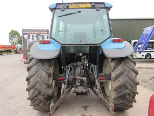 Трактор New Holland
