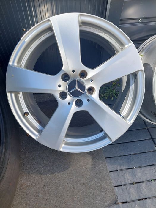 Felgi Mercedes ML W164 i opony wielosezonowe