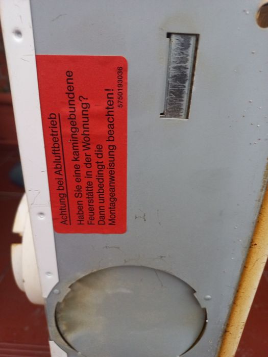 Продам витяжка на кухню бош