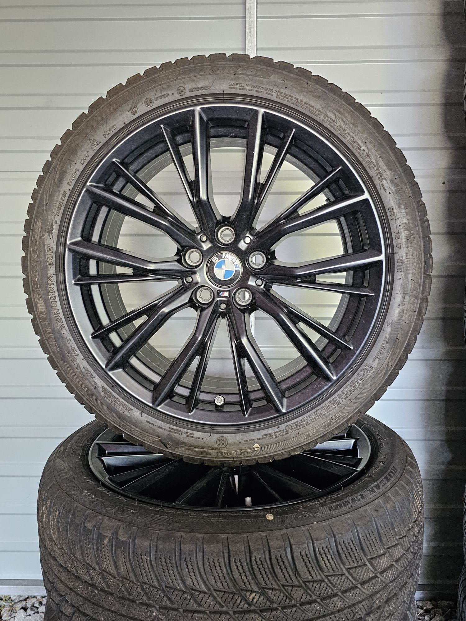 Koła ZIMOWE BMW 3 g20 g21, 4 g22 g23 g24, 2 g42 225/45/18 255/40R18