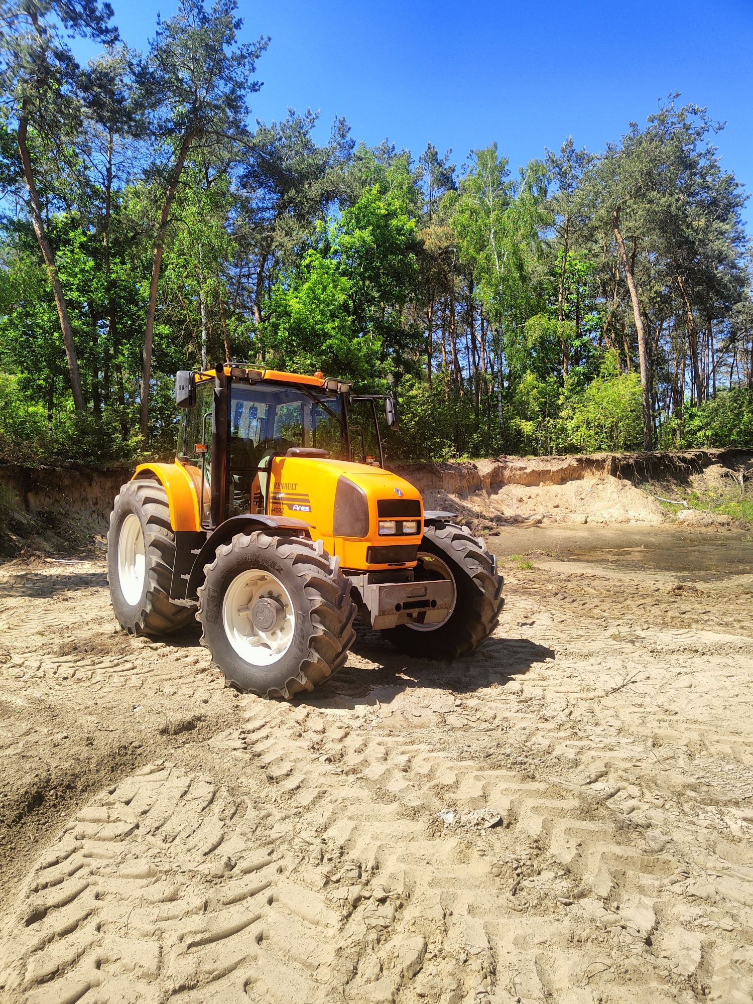 Ciągnik Renault Ares 640 RZ nie 630 John Deere Massey Zetor Claas