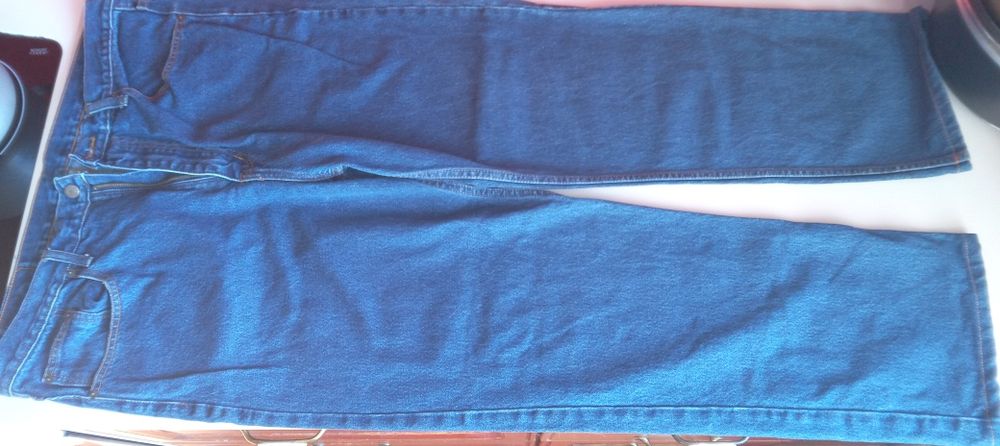 Джинсовые джинсы женские и мужские