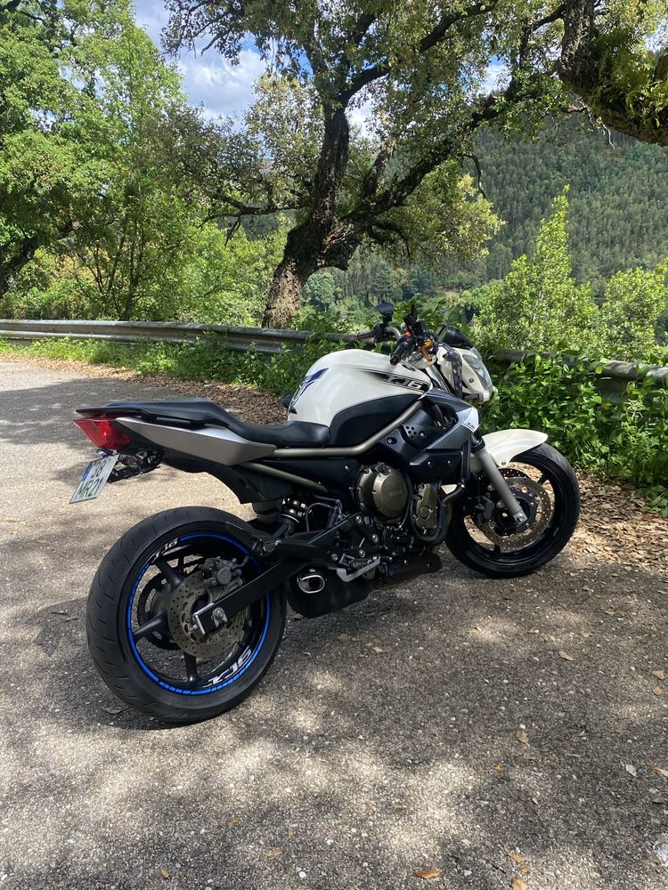 Yamaha XJ6 Naked 2013 | 29000 km | Manutenção em Dia
