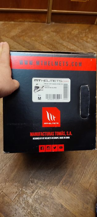 Продам мотошолом MT Atom 2