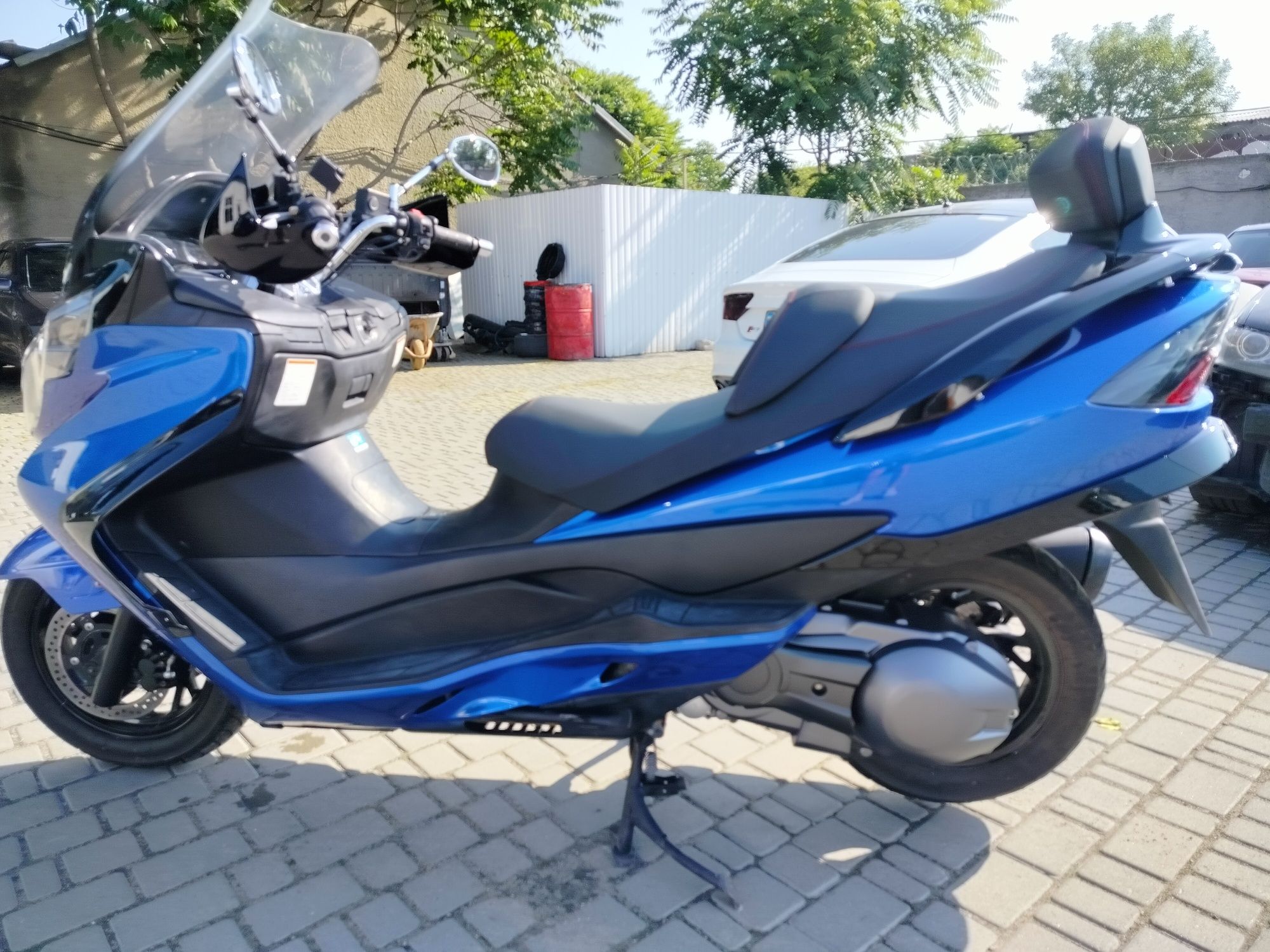 Suzuki sky wave k7 Style 400