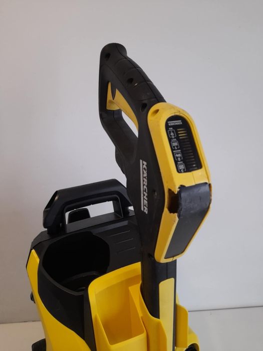 Karcher K4 Power Cntrol 
Stan bardzo dobry 100% sprawna 
Sprzedaję to