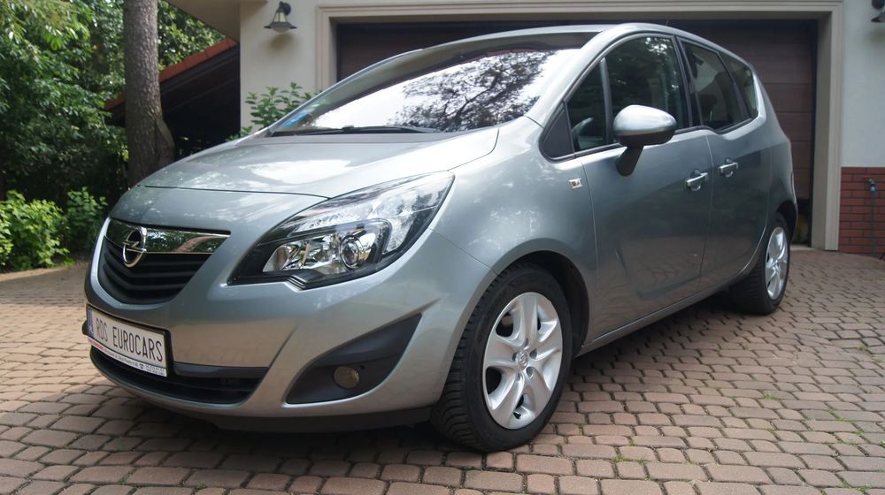 Opel Meriva Ładny rodzinny samochód