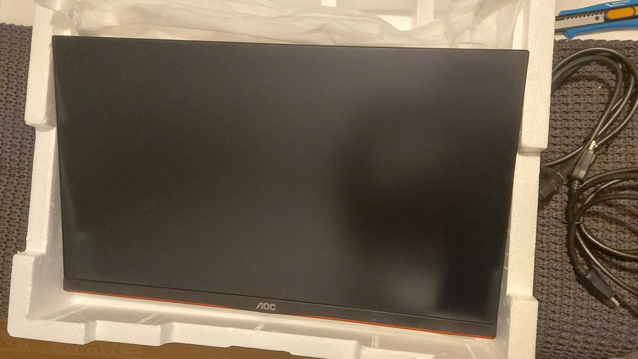 Monitor Full HD (1080p) 24 Polegadas, Painel IPS, 144 Hz - AOC 24G2U