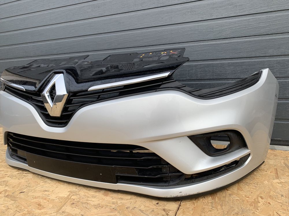Передний бампер Renault Clio 4 Рейсталинг