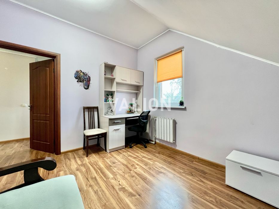 Продаж будинку з ремонтом у  Димері, 35 хв.до метро Героїв Дніпра