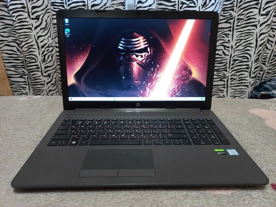 Игровой Видео GTX 1050 Ti  (4 ГБ)  Core i5 8265U X8/  HP Laptop 15