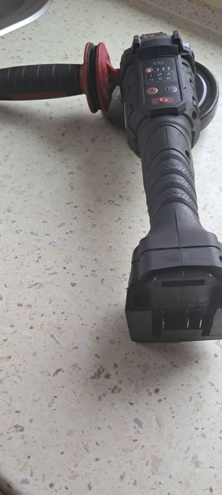 Szlifierka kątowa akumulatorowa