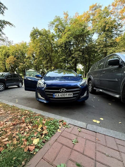 Hyundai Elantra GT 2.0 автомат