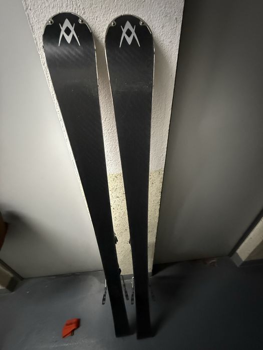 Esquis Völkl Cross Tiger G2 Titanium – 1,60m – Pouco Uso