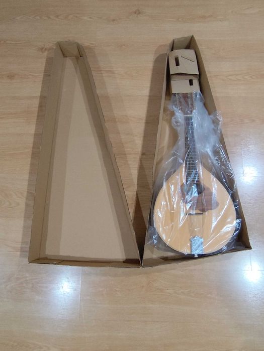 Bandola/muito pouco uso