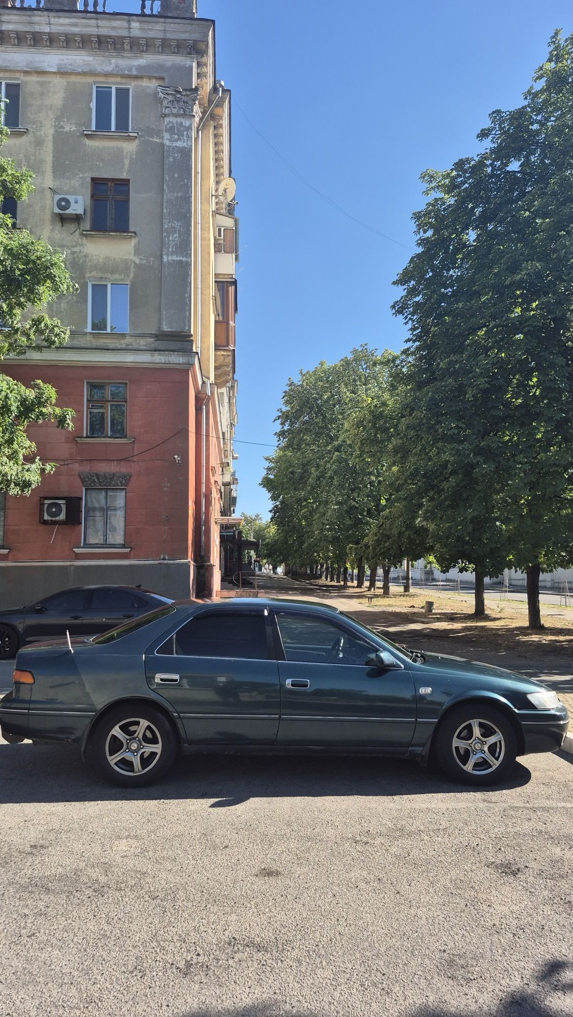 Продам Camry XV20 3л V6 автомат климат 4й газ