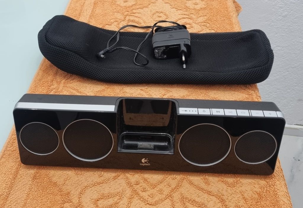 Coluna Logitech para Ipod sem  Carregador