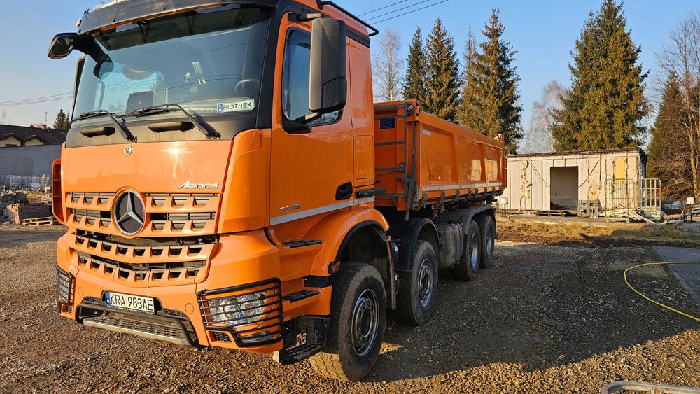 Mercedes Arocs 3245 8x4