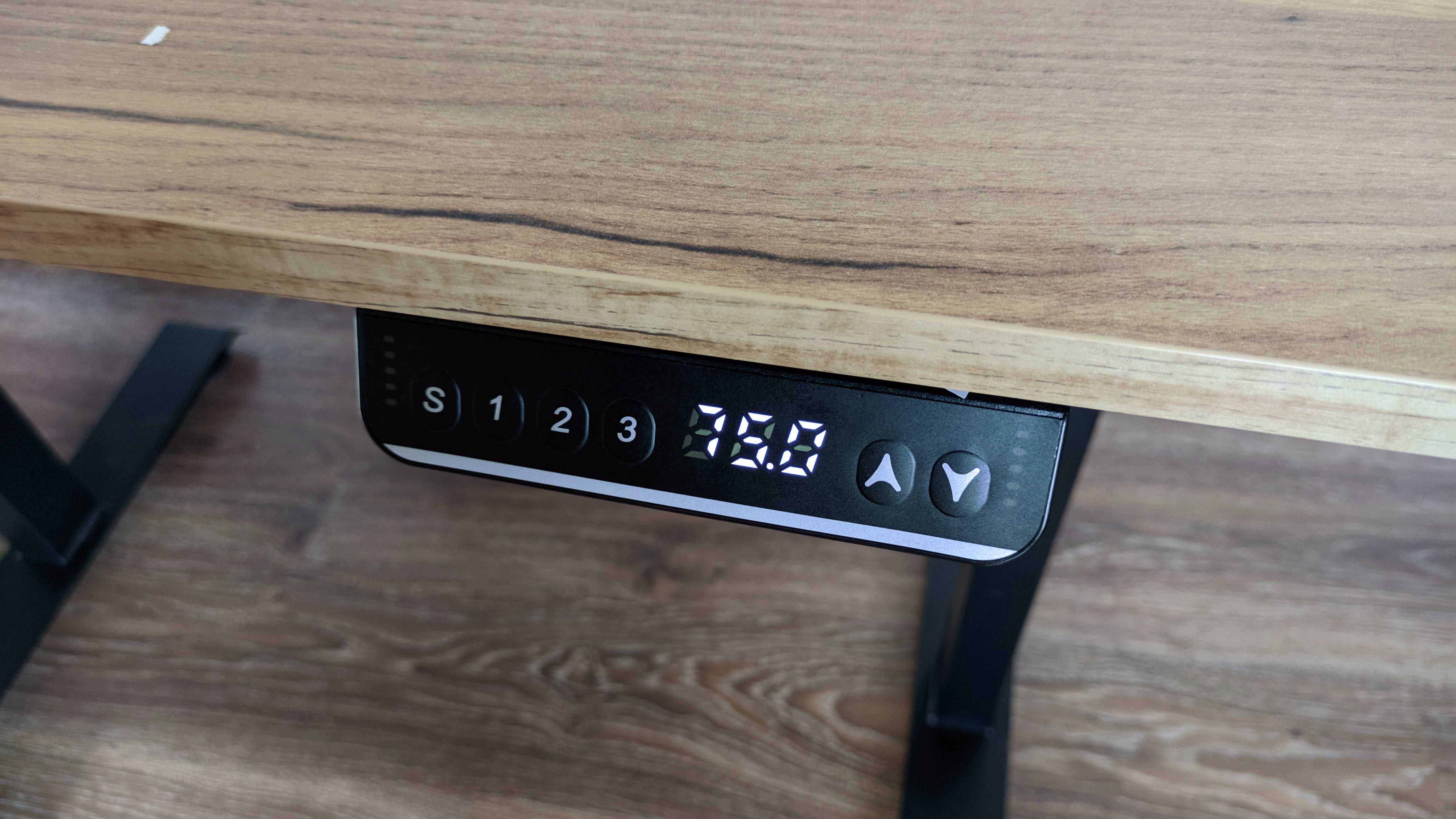 Stelaż do biurka regulowany z elektryczną regulacją wysokości 72-120cm