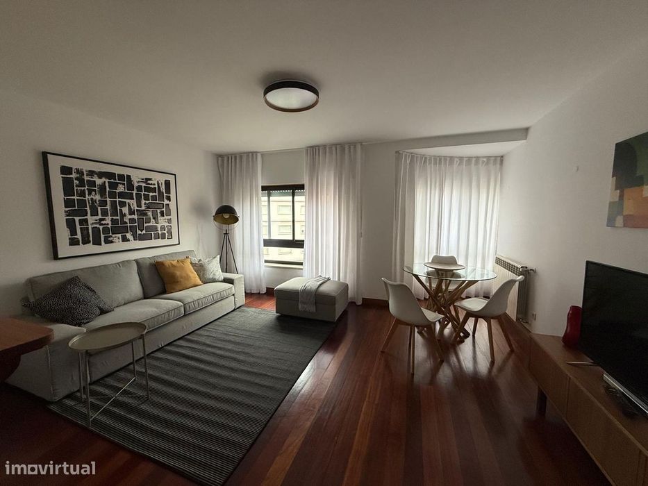 Apartamento T1 - Conde de Redondo, Lisboa