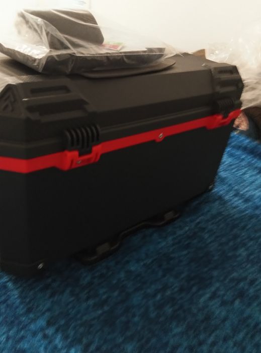 **BAÚ para MOTA ou SCOOTER 80 Litros