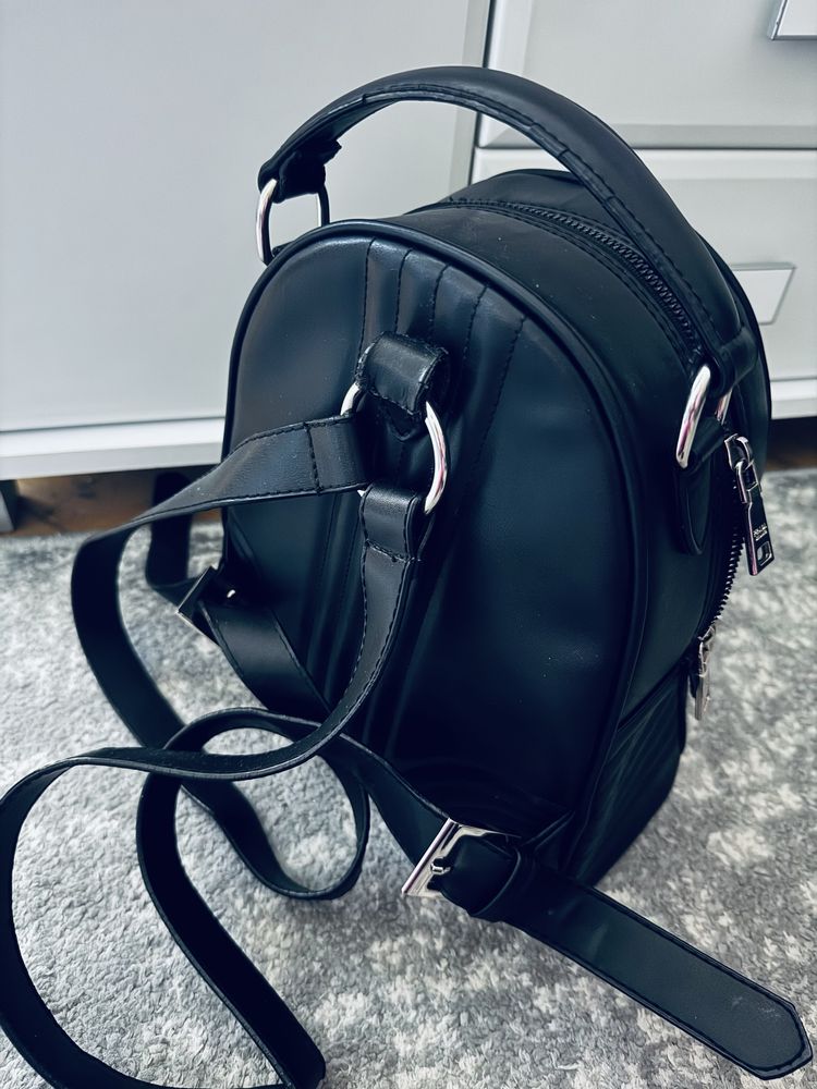 Топовый рюкзак Prada (Прада). Отличное состояние
