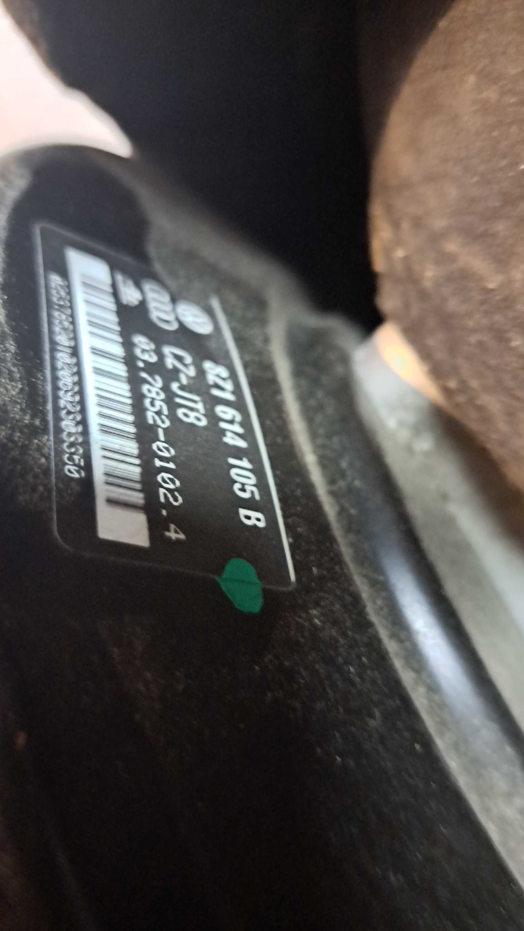 Serwo + pompa hamulcowa Audi A2 -105B