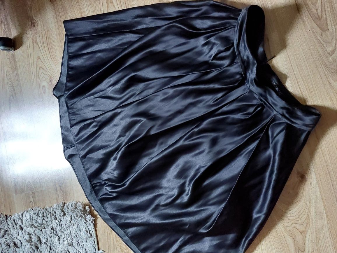 Spodnica rozkloszowana midi top secret 42 xl czarna gothic satyna